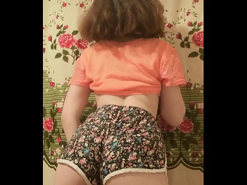 ❤️ סעקסי יונג באַבע סטריפּינג אַוועק איר קורצע הייזלעך אויף אַפּאַראַט ❤ סופּער פּאָרן ביי אונדז yi.xxxsexjav.ru ❤